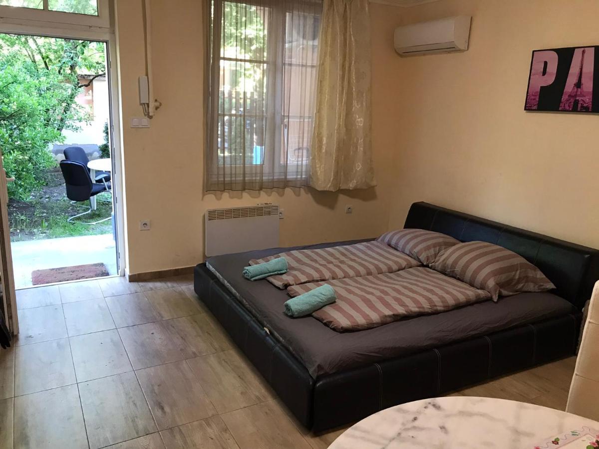 Roland Apartmant Zuglo Budapest Exterior photo